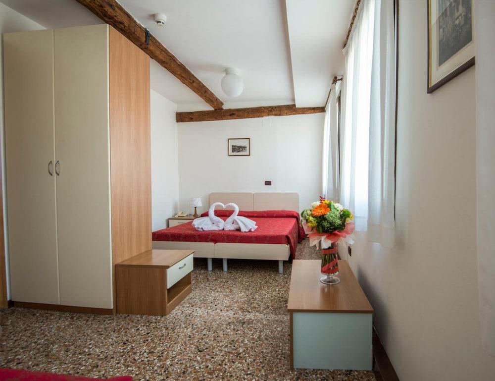 Casa Sant'andrea 2* Venedig